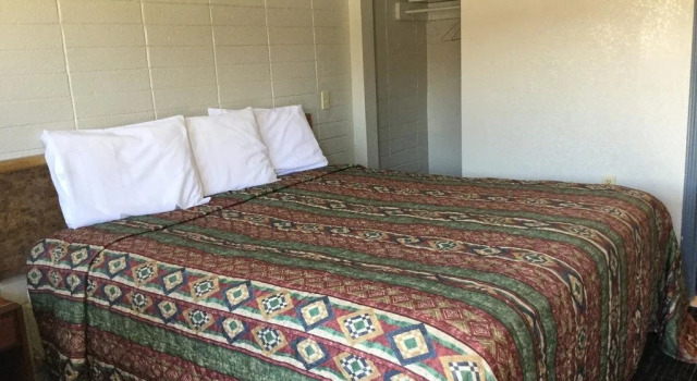 Best Budget Inn