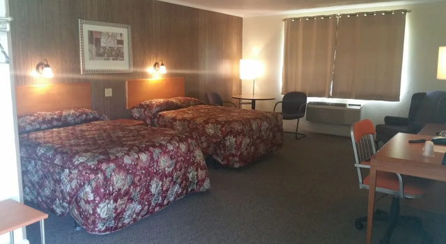 Четырёхместный номер Economy Bakers Motel Norwich