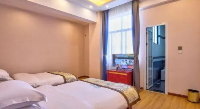 Люкс Eryuan Shuicheng Zhilian Hot Spring Theme Hotel