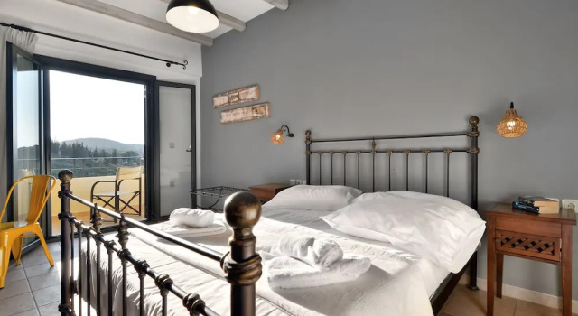Апартаменты c 1 комнатой с балконом и с видом на море Niriides Luxury Apartments