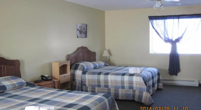 Номер Standard Motel Parc Beaumont Inc