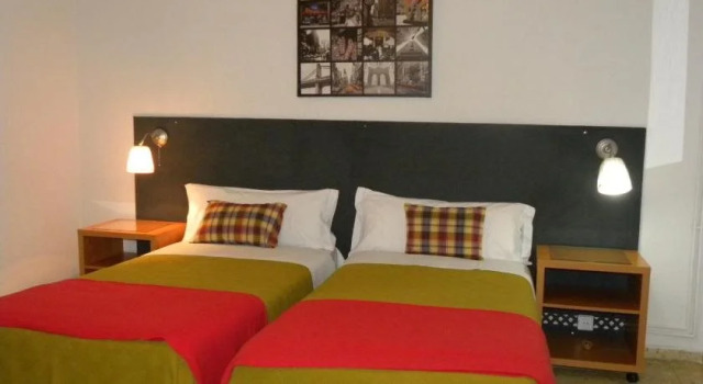 Hostal San José, Varaa Hotelli Hotellit Madridin maakunta pysäköinnillä, Pysäköinti