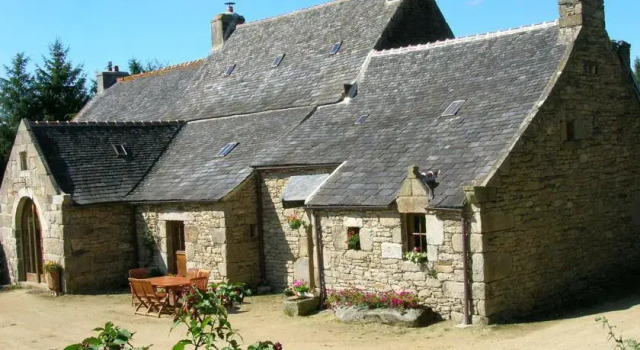 Gîte de Roch-Conan, Rezerwuj Hotel Plounéour-Ménez Bretania