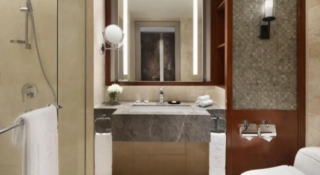 Deluxe Twin room Shangri-la Surabaya
