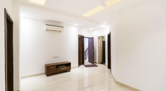 OYO 66222 Premium Villa, Забронировать Вилла Отели Нью-Дели с завтраком, Завтраки