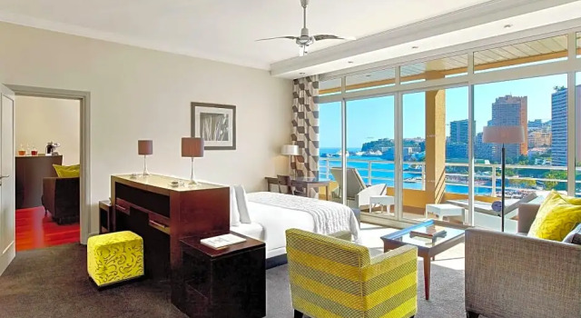 Двухместный люкс Executive c 1 комнатой с частичным видом на море Le Méridien Beach Plaza
