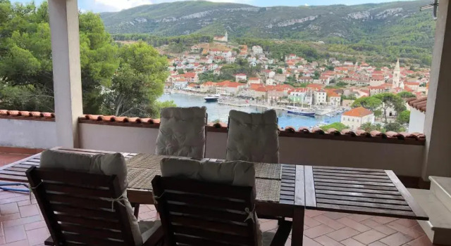 Апартаменты BellaVista Jelsa 2+2