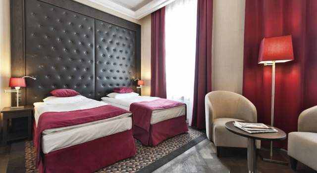 Номер Deluxe Red Baron Hotel & Restaurant