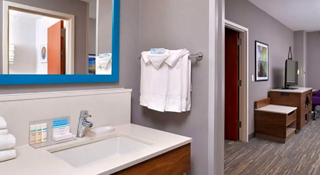 Люкс c 1 комнатой Hampton Inn & Suites Boise/Spectrum