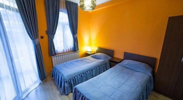 Двухместный номер Standard с балконом Kris Hotel