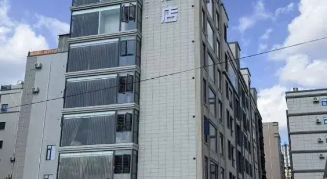 Yazhi Serviced Apartment (Zhanjiang Leizhou Maodegong Drum City), Rezervasyon Daire Guangdong otoparklı oteller, Otopark