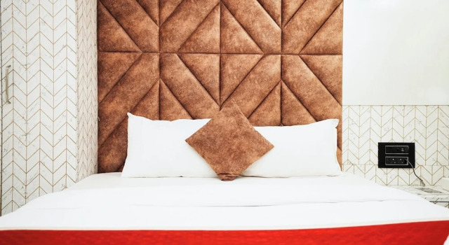 Hotel O Versova Inn, Забронировать Отель Отели штата Махараштры 3 звезды, 3*