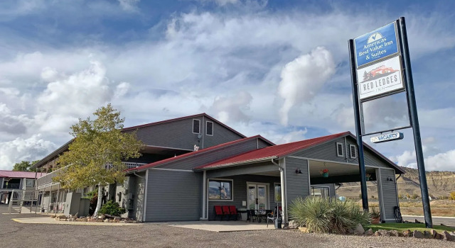 Red Ledges Inn, Prenota Hotel Tropic Garfield County
