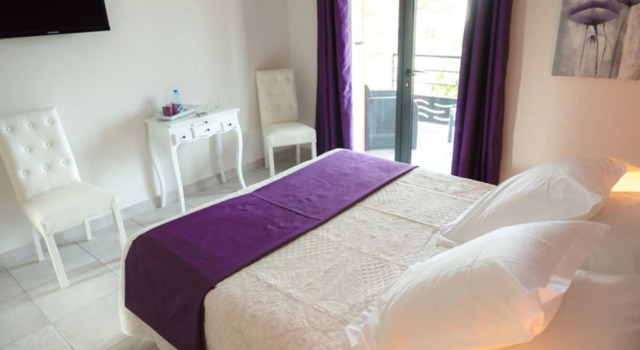 Le Clos de L'Olivade, Boek Hotel Saint-Just Hérault