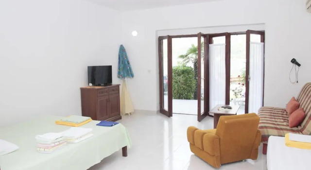 Студия с видом на море Apartments Cirkovic