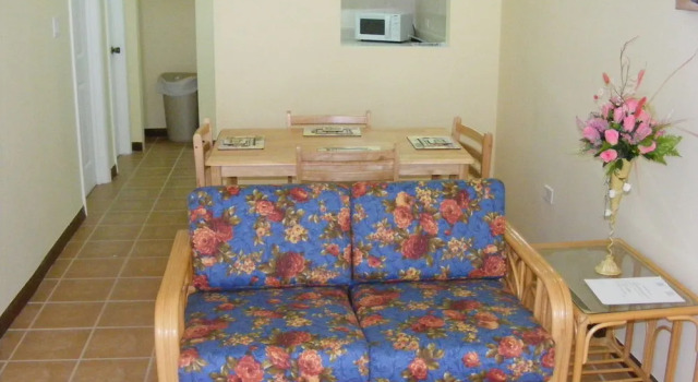 Paige Pond Country Inn, Забронировать Гостевой дом Дженнингс Антигуа