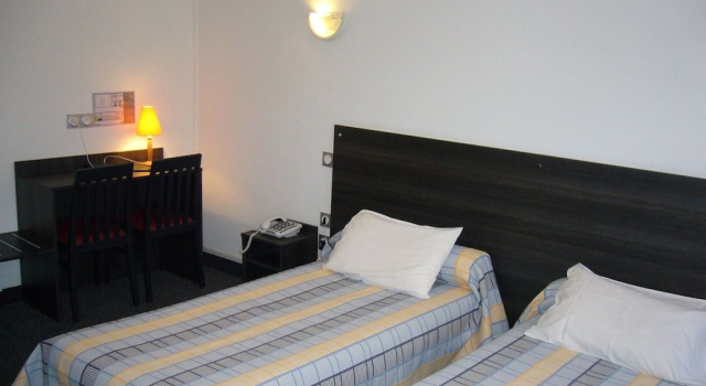 Hotel Printania, Забронировать Отель Отели Лурд с парковкой, рядом с Приходская церковь Сакре-Кёр, Парковка