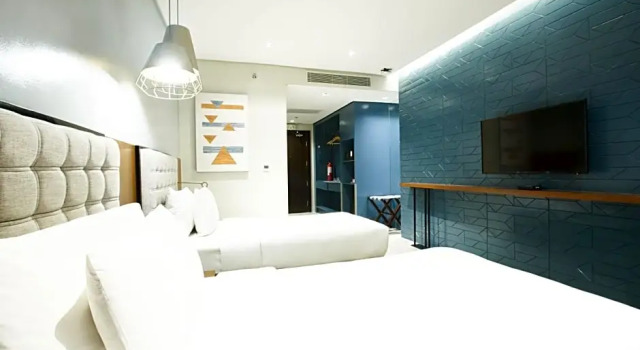 Номер Deluxe Summit Galleria Cebu