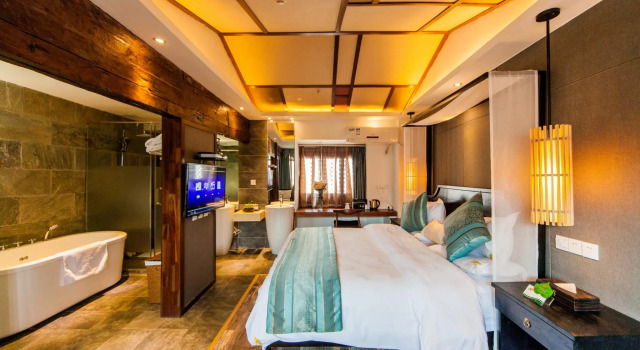 Двухместный номер Deluxe Liman Wenzhi No.1 Hotel Lijiang Ancient Town