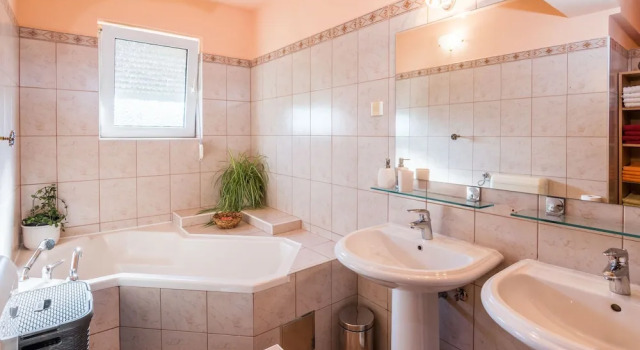 Wonderful Villa With Private Pool Surrounded by Nature, Забронировать Вилла Бласковичи 