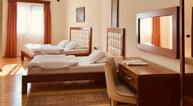 Трёхместный номер Standard Hotel Kanione