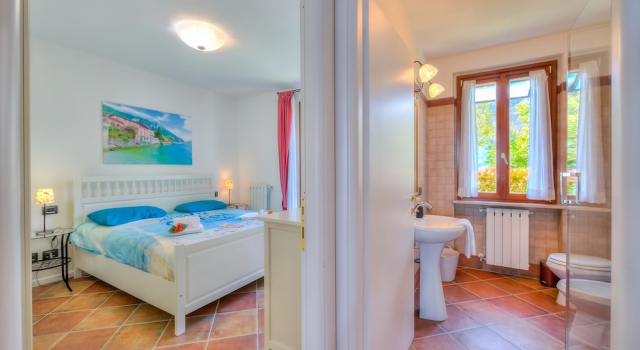 Апартаменты Borgo Belvedere-lake View & Shared Pool