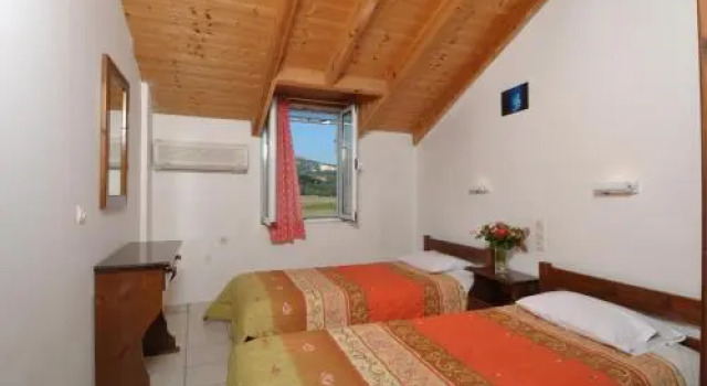 DolphinStudios, Prenota Appartamento Limni Keri Grecia