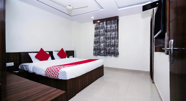 OYO 15424 Hotel Galaxy Palace, Rezervovat Hotel Adžmér Rajasthan
