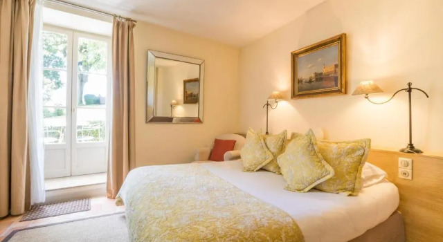 Двухместный номер Standard с видом на сад Villa Louise