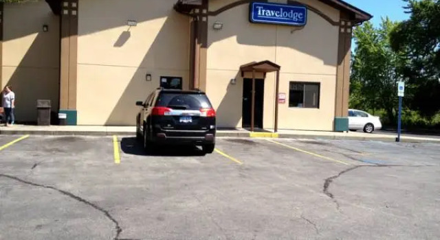 Номер Deluxe Travelodge by Wyndham Muskegon