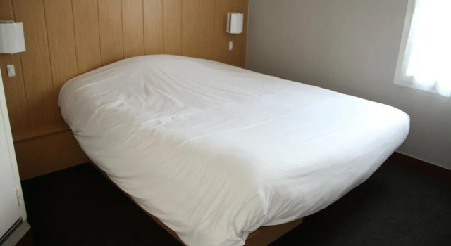 Fasthotel Laval, Varaa Hotelli Laval 