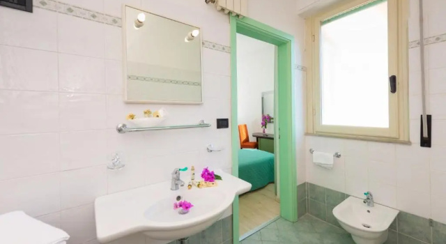 Трёхместный номер Standard Hotel Sirena