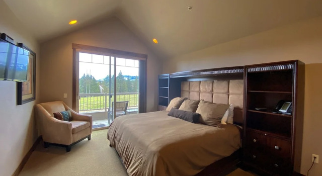 Номер Standard Пентхаус с балконом Meadow Lake Resort & Condos