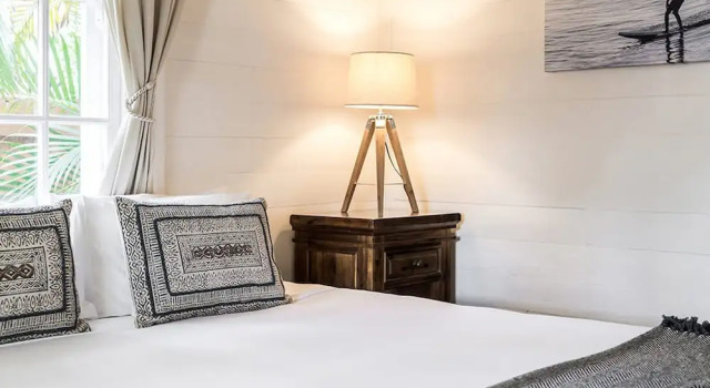 Skye Lodge Byron Bay - Walk to town in 5 minutes!