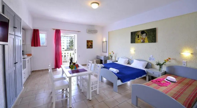 Студия Arlen Beach Hotel