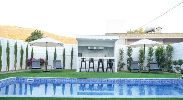 Kamaroporta Luxury Apartments, Book Apartment Hotels in Larnaca Region with Parking, Parking