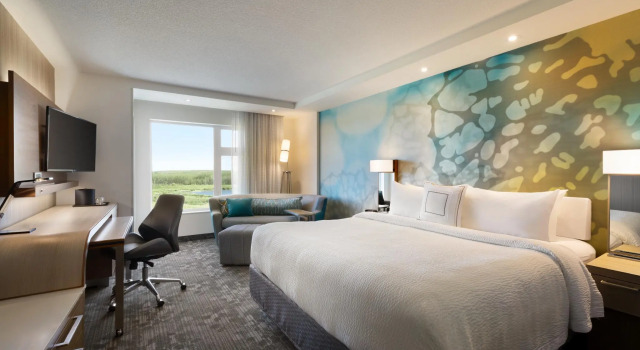 Номер Standard Courtyard by Marriott Oshawa