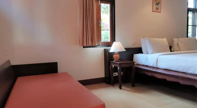 Полулюкс Holiday Villa, Lanta