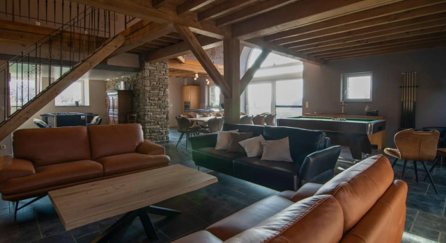 Very spacious house with sauna, spa and countryside views, Забронировать Курортный отель Гуви 