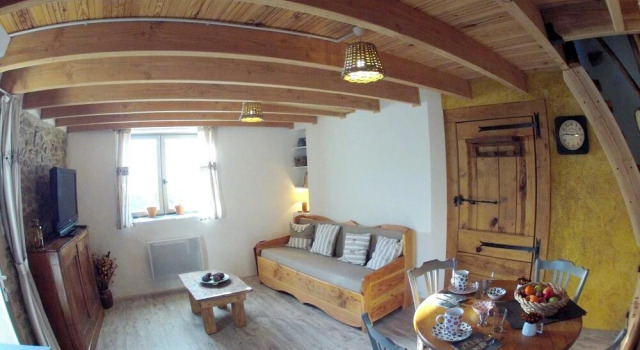 Studio in Le Bez, With Wonderful Mountain View, Furnished Garden and Wifi, Rezervovat Hotel Hotely v Le Bez s parkováním, Parkování