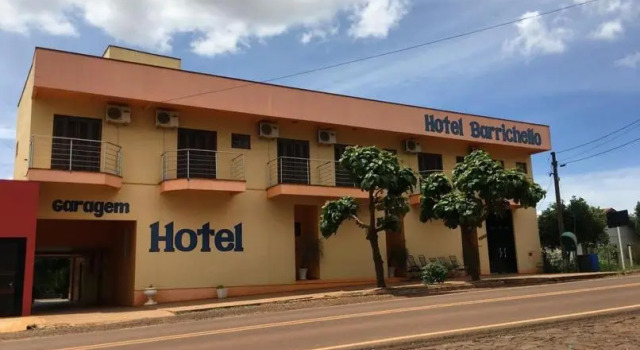 Hotel Barichello, Забронировать Отель Сан-Мигел-дас-Мисойнс Риу-Гранди-ду-Сул
