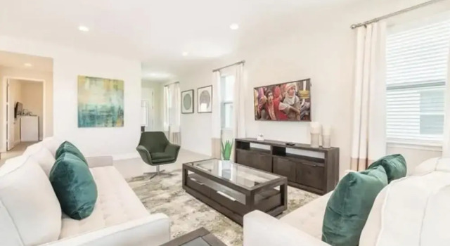 Amazing 4/3 Home at Reunion!! With Private Pool, Near Disney and Universal!!, Rezerwuj Dom wakacyjny Reunion Floryda
