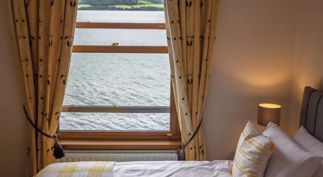 Трёхместный номер Deluxe с видом на море The Waters Edge Hotel