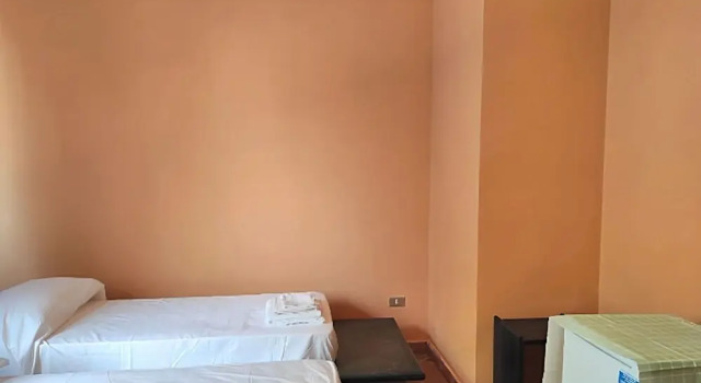 Belvilla by OYO Atmospheric Apartment With Garden, Book Lejlighed Lejligheder i Briatico, Lejlighed