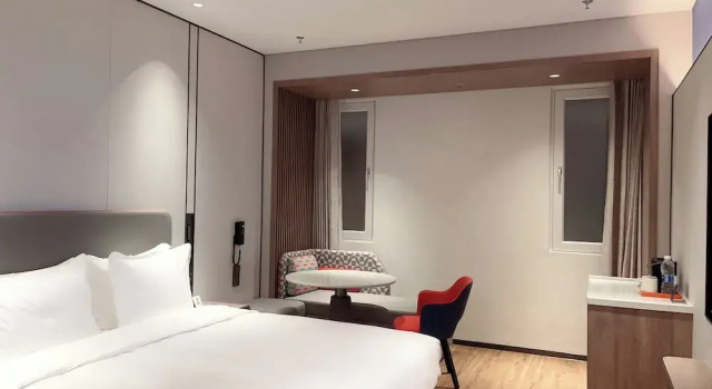 Двухместный номер Standard Holiday Inn Express Shenzhen Guangming by IHG