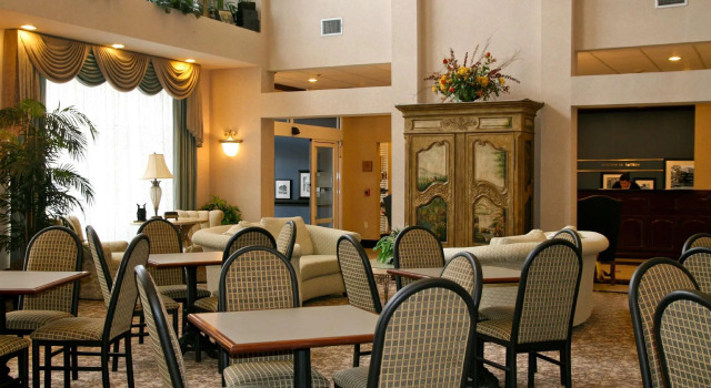 Четырёхместный номер Standard Hampton Inn and Suites Lufkin