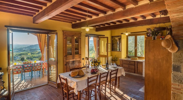 Вилла с 4 комнатами с балконом Villa Senaia