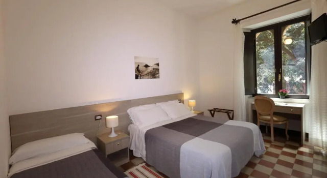 Двухместный номер Economy с видом на сад Villa Astoria