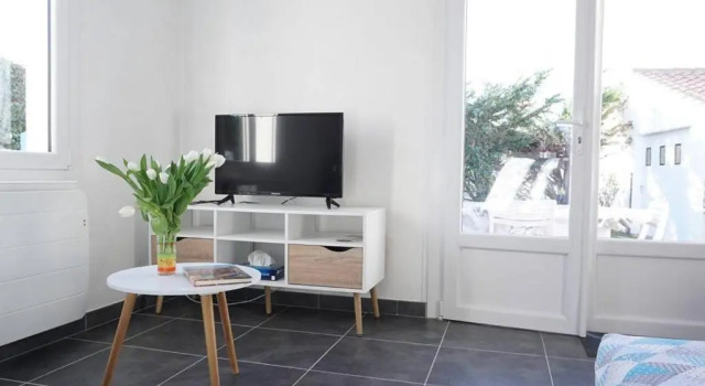 Maison de vacances à 600m de la plage, jardin clos, terrasse plein sud, 5 couchages, Noirmoutier - FR-1-224B-618, Забронировать Отель Нуармутье-ан-л'Иль Nourmoutier