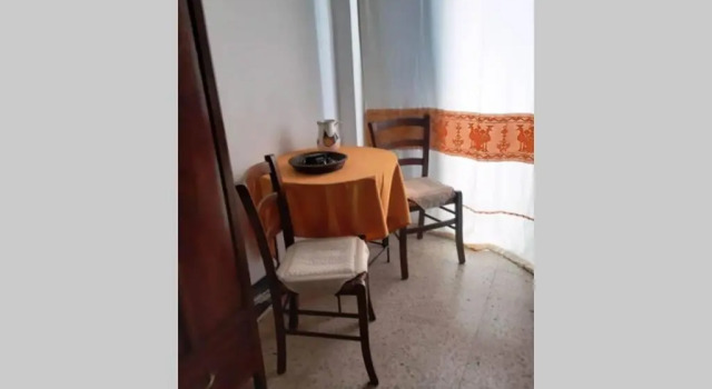 "Persiane blu" ampio appartamento in centro storico a Teulada